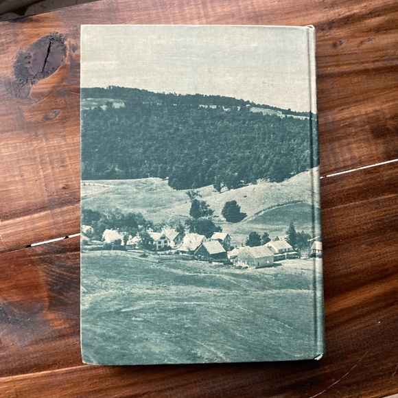 Fair is Our Land by Chamberlain, Samuel
- Published by Peoples Book Club 1942 - Picture 8 of 13